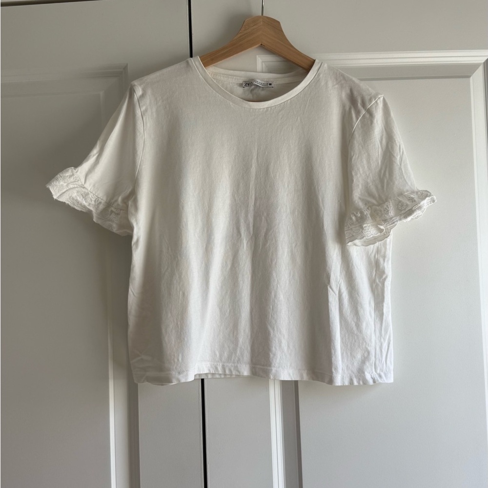 Zara White Ruffle Sleeve Top